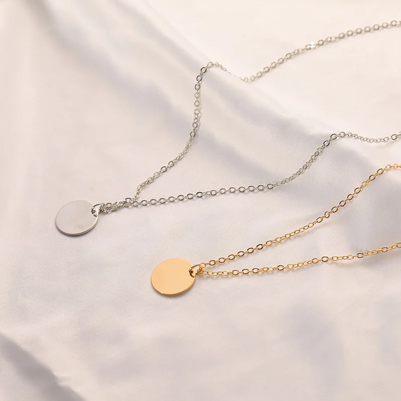 Explosive small disc thin chain necklace European and American sexy item clavicle chain small jewelry female
Explosive small disc thin chain necklace European and American sexy item clavicle chain small jewelry female