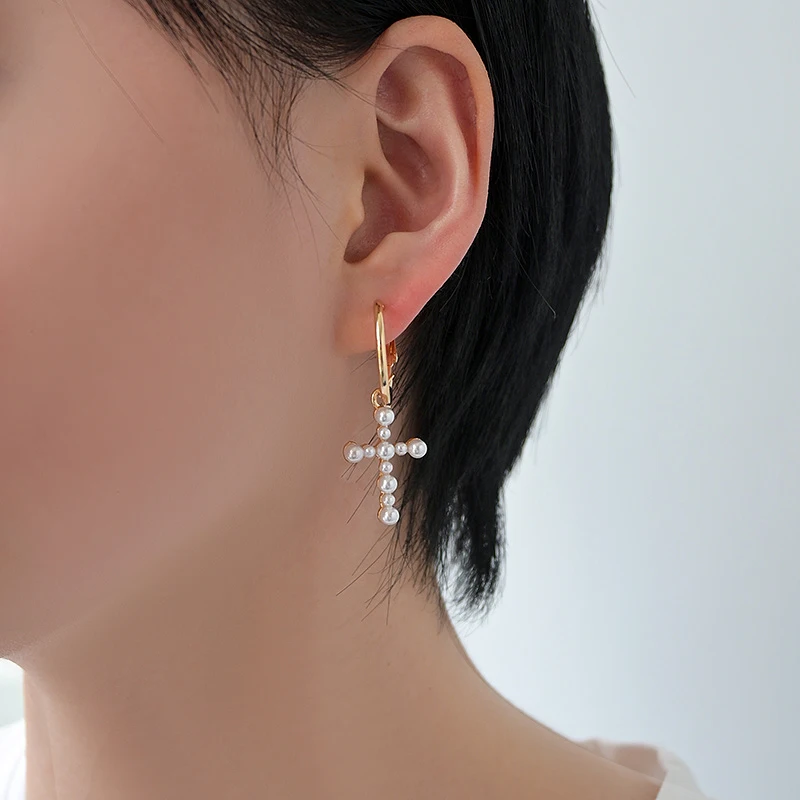2021 Punk Fashion Stainless Steel Unusual Earring Vintage Cross Statement Metal Chain Earrings For Women Femaalee Trend Jewelry
2021 Punk Fashion Stainless Steel Unusual Earring Vintage Cross Statement Metal Chain Earrings For Women Femaalee Trend Jewelry