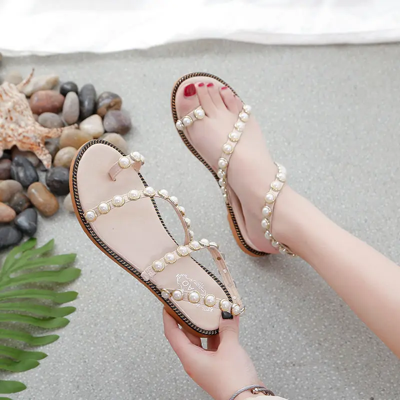 Summer New Korean Version Of Pearl Sandals For Female Students Flat Bottom All-Match Flip-Flops Net Red Sandals
Summer New Korean Version Of Pearl Sandals For Female Students Flat Bottom All-Match Flip-Flops Net Red Sandals