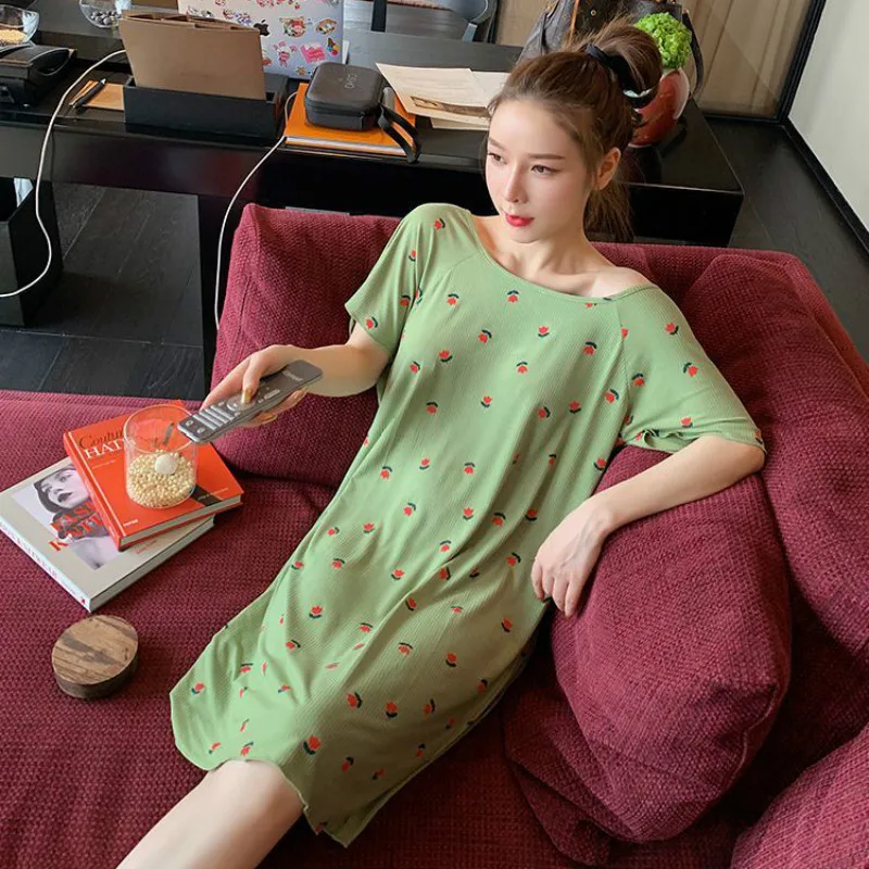Plus size Women summer thin short-sleeved pajamas slack loose nightwear oversized sleepwear
Plus size Women summer thin short-sleeved pajamas slack loose nightwear oversized sleepwear
