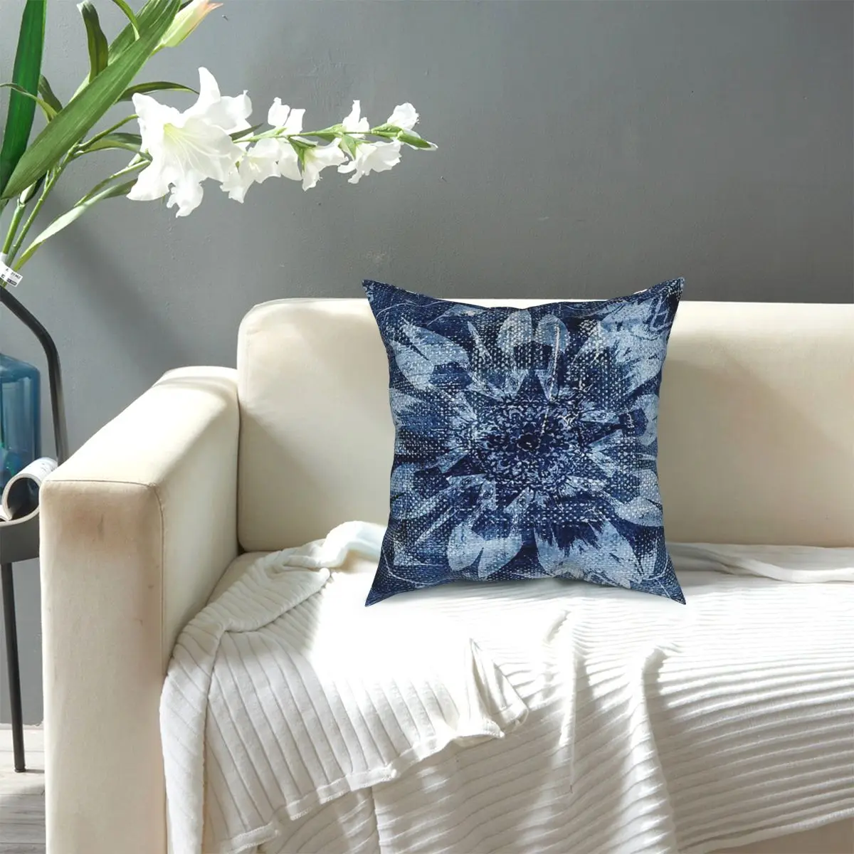 Abstract Flower With Denim Pillow Case Home Decorative Fashion Vintage Cool Cushion Cover Throw Pillow for Sofa Polyester Print
Abstract Flower With Denim Pillow Case Home Decorative Fashion Vintage Cool Cushion Cover Throw Pillow for Sofa Polyester Print