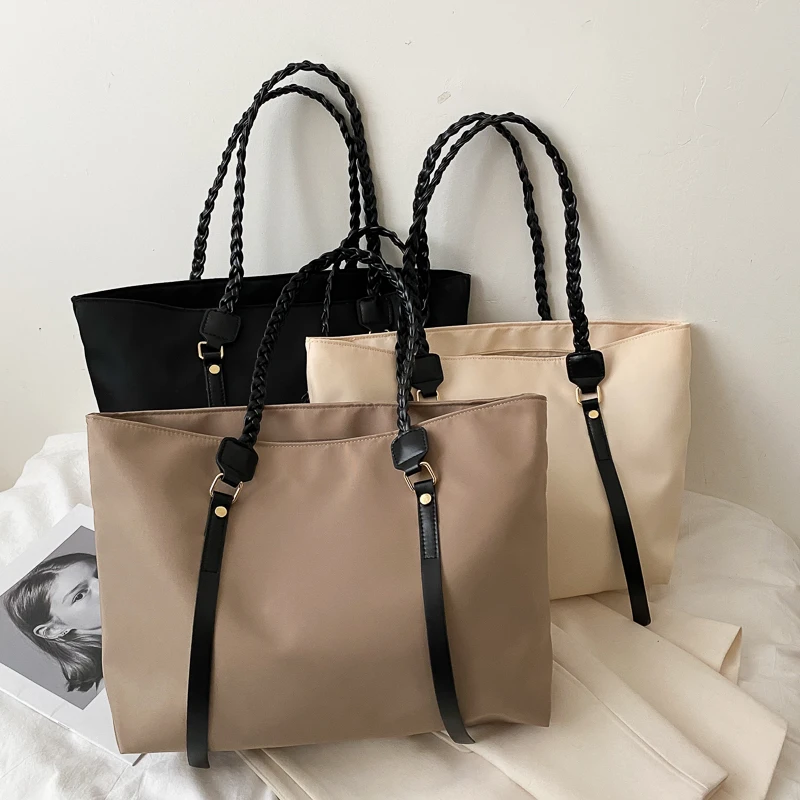 2021 Original New Nylon Shoulder Bag Women's Bag Korean Fashionable Waterproof Cloth Bag Women's Casual Handbag
2021 Original New Nylon Shoulder Bag Women's Bag Korean Fashionable Waterproof Cloth Bag Women's Casual Handbag