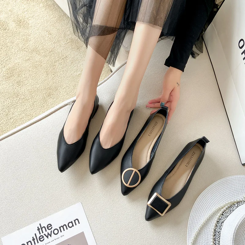Hot Summer New Style Shallow Mouth Pointed High Heels Women's High Heels Patent Leather Dome Ladies Luxury Fashion Party Sandals
Hot Summer New Style Shallow Mouth Pointed High Heels Women's High Heels Patent Leather Dome Ladies Luxury Fashion Party Sandals