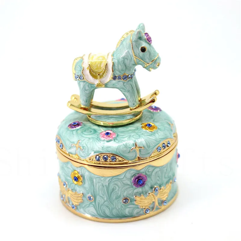 Dual Purpose Korean Creative Fashion Carousel Jewelry Storage Box Girls Jewelry Earrings Necklace Storage Display Box Ornaments
Dual Purpose Korean Creative Fashion Carousel Jewelry Storage Box Girls Jewelry Earrings Necklace Storage Display Box Ornaments