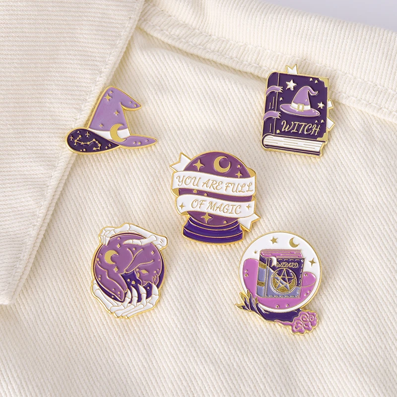 Purple Witch Enamel Lapel Pins Wizard Magic Book Crystal Ball Hand Brooches for Women Badges Bag Goth Witchy Jewelry Wholesale
Purple Witch Enamel Lapel Pins Wizard Magic Book Crystal Ball Hand Brooches for Women Badges Bag Goth Witchy Jewelry Wholesale