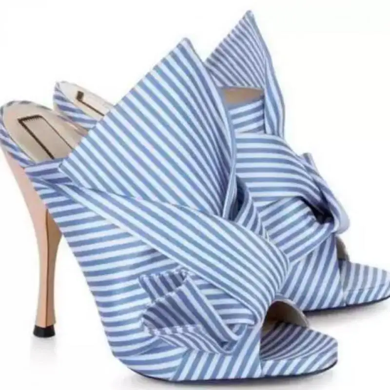 2021 Summer Sexy Slippers Women Solid Color Silk Cloth Big Butterfly-knot High Heels Sandals Party Shoes Sandal Slides Pumps
2021 Summer Sexy Slippers Women Solid Color Silk Cloth Big Butterfly-knot High Heels Sandals Party Shoes Sandal Slides Pumps