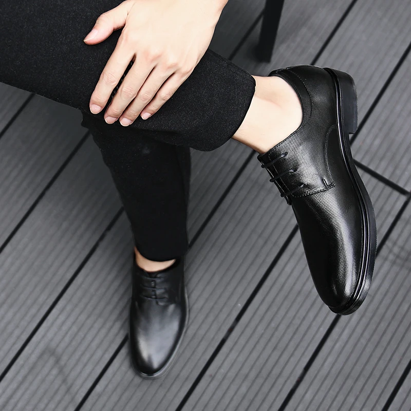 Summer luxury business lace up leather shoes men's breathable dress shoes men's office wedding flat shoes
Summer luxury business lace up leather shoes men's breathable dress shoes men's office wedding flat shoes