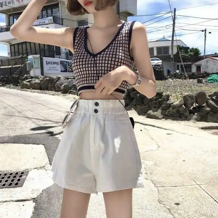 Women Corset Tops 2021 Spring And Summer Sleeveless V-neck Knitted Vest Vest Women's Top Tank Camis Crop Top For Women
Women Corset Tops 2021 Spring And Summer Sleeveless V-neck Knitted Vest Vest Women's Top Tank Camis Crop Top For Women