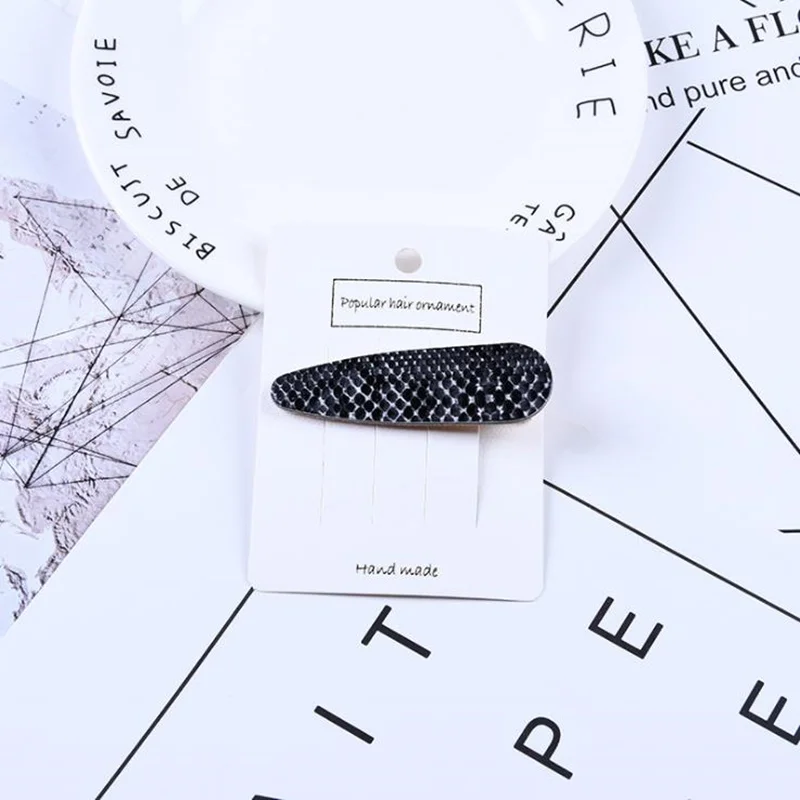 Leather PU Leopard Hair Clips For Women Girls Geometric Duckbill Clips Hair Flash Hairpin Fashion Hair Accessories
Leather PU Leopard Hair Clips For Women Girls Geometric Duckbill Clips Hair Flash Hairpin Fashion Hair Accessories