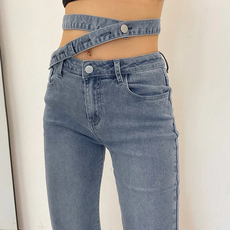 Unique Belts Split Flare Jeans Women High Waist Long Denim Trousers Elegant Casual Ladies Clothes Urban Street Style Sweetwear
Unique Belts Split Flare Jeans Women High Waist Long Denim Trousers Elegant Casual Ladies Clothes Urban Street Style Sweetwear