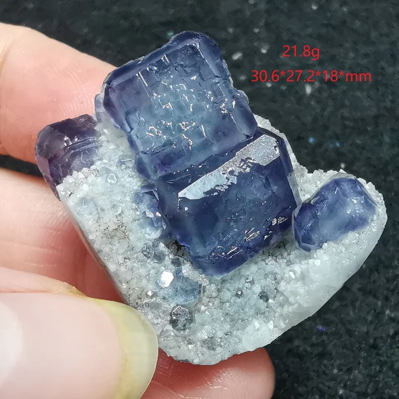 Natural blue-green fluorite mineral specimen aura meditation healing teaching collection home decoration ornament appreciation
Natural blue-green fluorite mineral specimen aura meditation healing teaching collection home decoration ornament appreciation