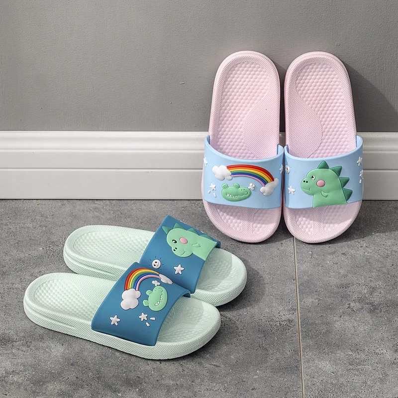 Summer cartoon boy dinosaur child non-slip baby sandals home casual shoes fashion sandals New children's slippers female
Summer cartoon boy dinosaur child non-slip baby sandals home casual shoes fashion sandals New children's slippers female