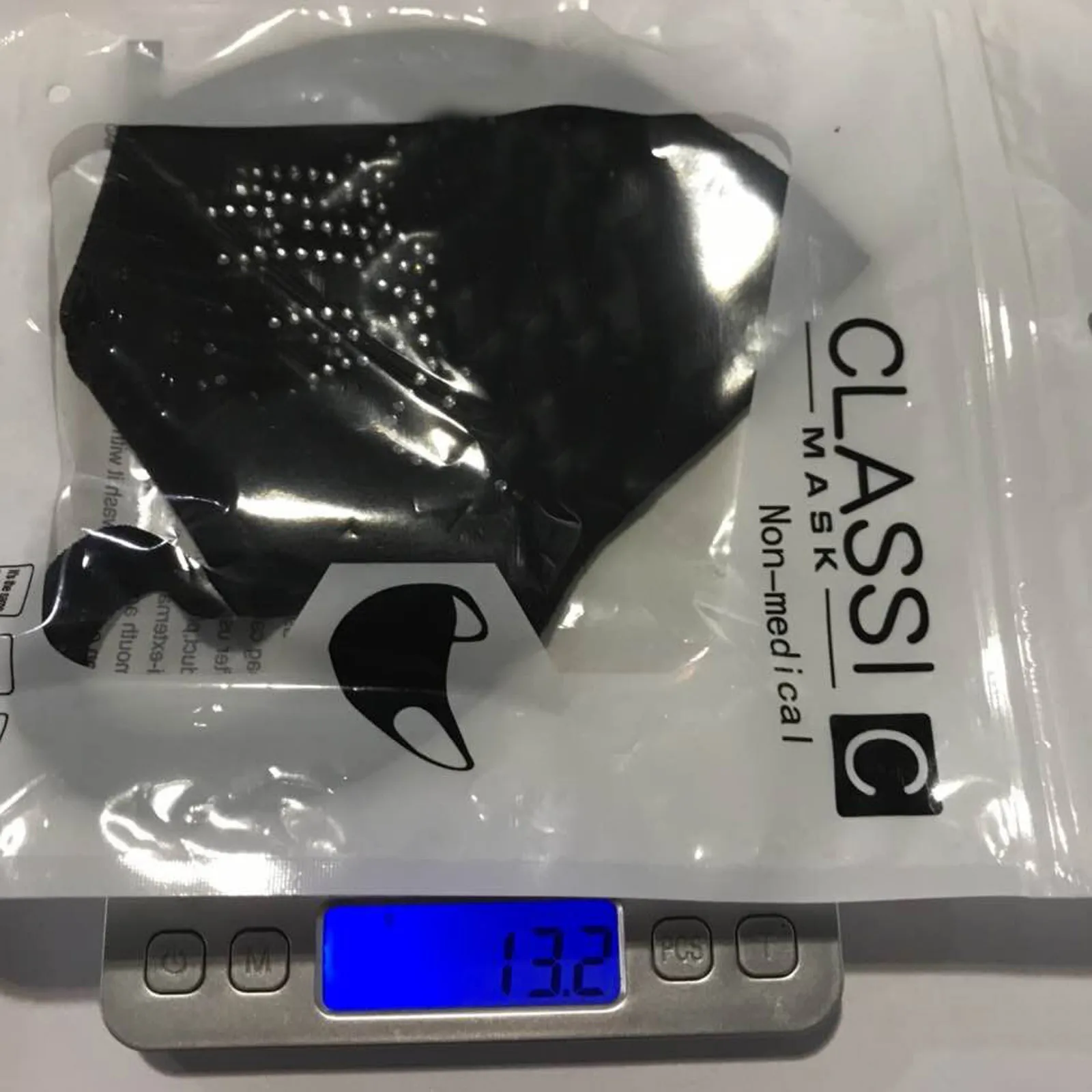 1PC Women Fashionable Hot Diamond Printing Face Mask Breathable Comfortable Outdoor Mask For Lady mascarilla reutilizable /03
1PC Women Fashionable Hot Diamond Printing Face Mask Breathable Comfortable Outdoor Mask For Lady mascarilla reutilizable /03