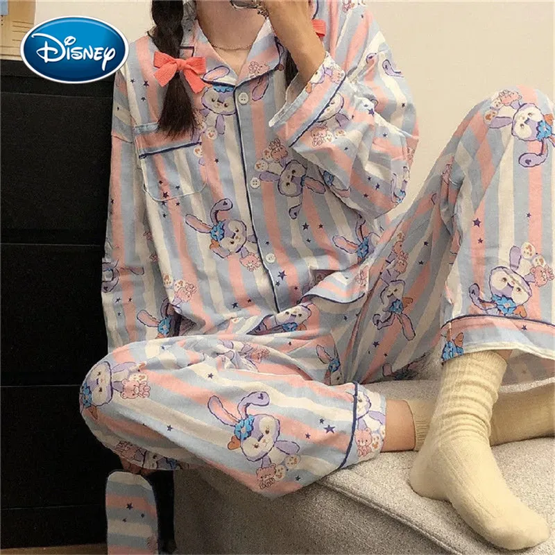 Disney cartoon star dew print pajamas Women spring and autumn lapel home service cardigan Girl long sleeve pajamas 2pcs suit
Disney cartoon star dew print pajamas Women spring and autumn lapel home service cardigan Girl long sleeve pajamas 2pcs suit