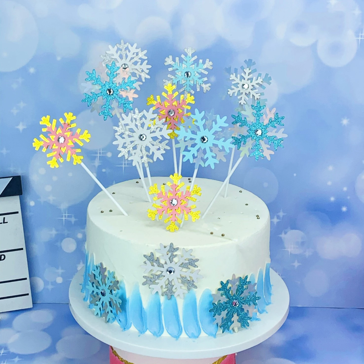 3pcs Snowflake Cake Topper Girl Christmas Birthday Cupcake Toppers for Baby Shower Wedding Party Glitter Cakes Decor Accessor
3pcs Snowflake Cake Topper Girl Christmas Birthday Cupcake Toppers for Baby Shower Wedding Party Glitter Cakes Decor Accessor