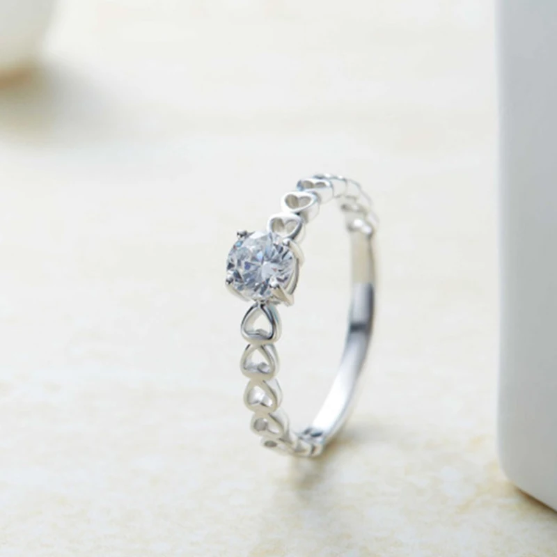 Exquisite Trendy Silver Color Tiny Crystal Ring for Women Anniversary Wedding Party Jewelry Gift
Exquisite Trendy Silver Color Tiny Crystal Ring for Women Anniversary Wedding Party Jewelry Gift