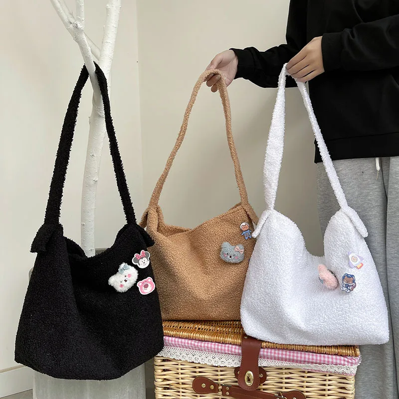 Women Winter Soft Plush Tote Handbag Female Faux Fur Shoulder Bag Ladies Large Lamb Wool Shopper Bag Girl Fluffy Crossbody Bag
Women Winter Soft Plush Tote Handbag Female Faux Fur Shoulder Bag Ladies Large Lamb Wool Shopper Bag Girl Fluffy Crossbody Bag