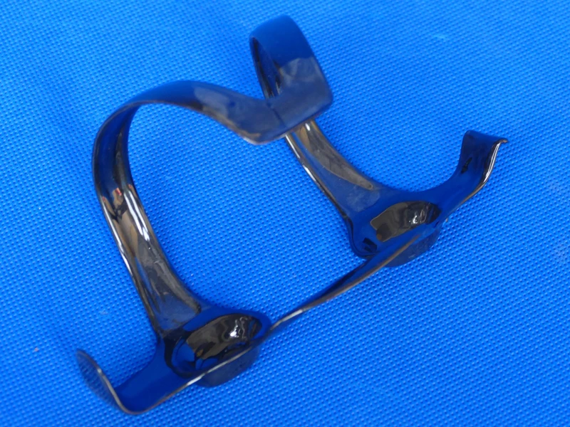 CG-28 Brand New Full Carbon Fiber MTB Road Bike Cycling Water Bottle Cage Toray Carbon Bicycle Bottle Holder
CG-28 Brand New Full Carbon Fiber MTB Road Bike Cycling Water Bottle Cage Toray Carbon Bicycle Bottle Holder