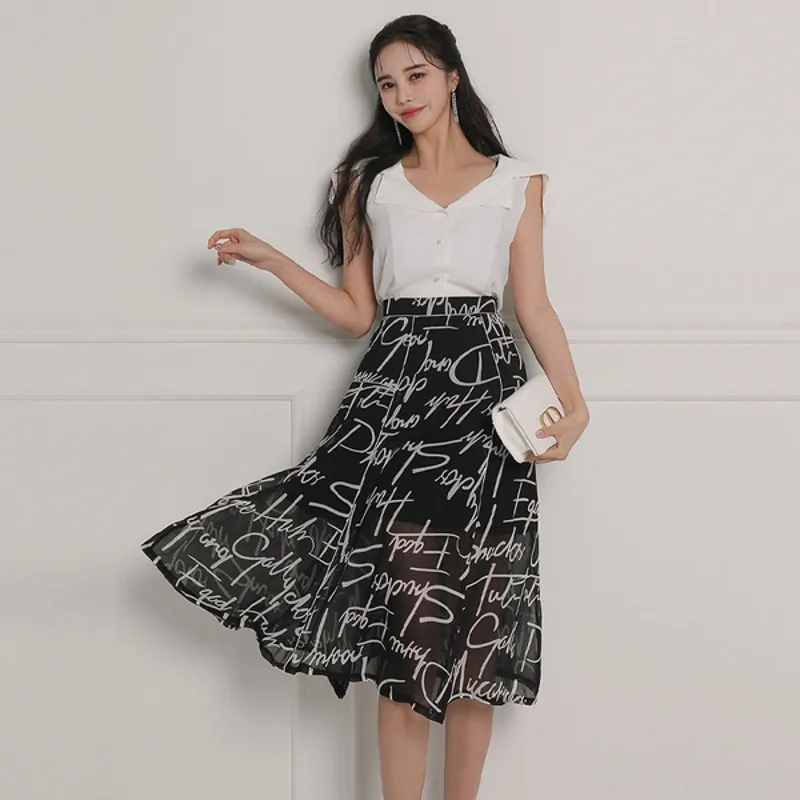 Женский комплект из двух предметов: белая рубашка без рукавов + трапециевидная юбка с высокой талией и принтом букв, лето 2021
Женский комплект из двух предметов: белая рубашка без рукавов + трапециевидная юбка с высокой талией и принтом букв, лето 2021