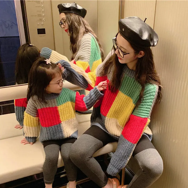 Рождественская Одинаковая одежда для мамы и дочки пуловер в стиле Family Look свитер