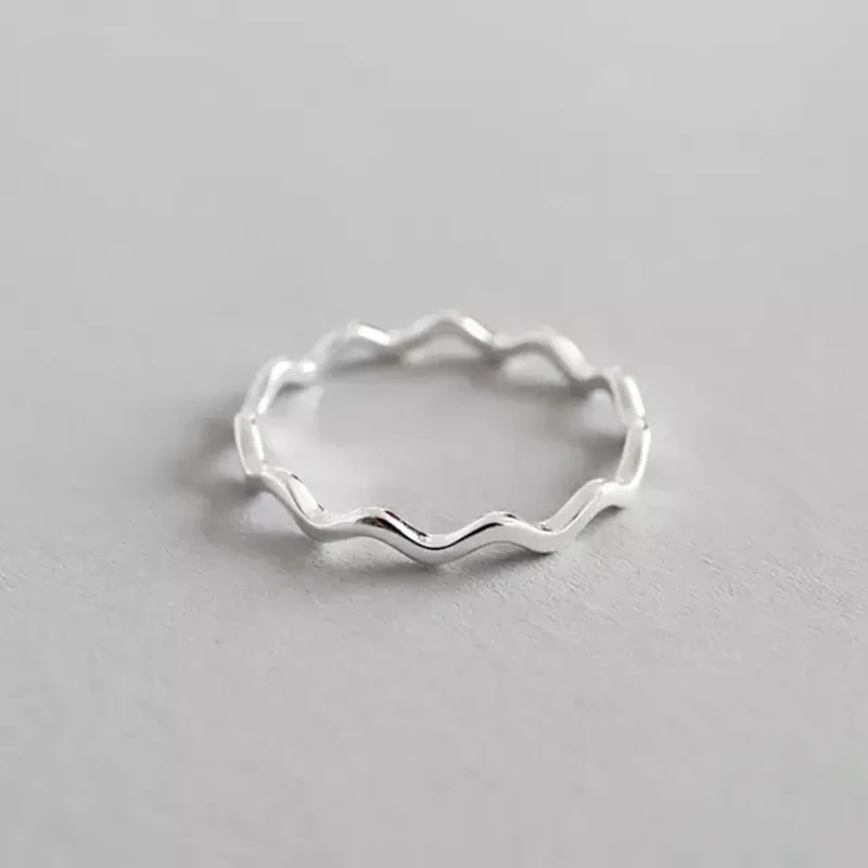 100% 925 Sterling Silver Simple Thin Line Curve Wave Wild Smooth Ring 
100% 925 Sterling Silver Simple Thin Line Curve Wave Wild Smooth Ring