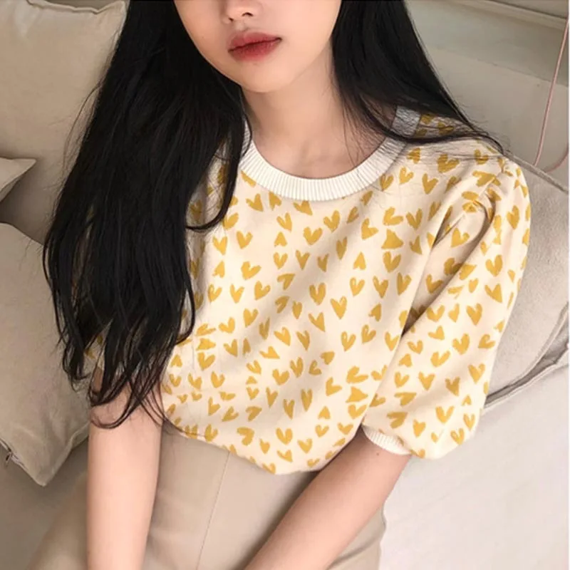 Korean Chic Summer Age Reduction Sweet Round Neck Full Screen Small Love Printing Loose Puff Sleeve Knit T-Shirt Women
Korean Chic Summer Age Reduction Sweet Round Neck Full Screen Small Love Printing Loose Puff Sleeve Knit T-Shirt Women