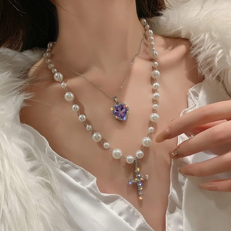 Punk Style Double Layered Elegant Pearls Necklace Crystal Heart Shining Rhinestone Cross Pendant Clavicle Necklace for Women 
Punk Style Double Layered Elegant Pearls Necklace Crystal Heart Shining Rhinestone Cross Pendant Clavicle Necklace for Women