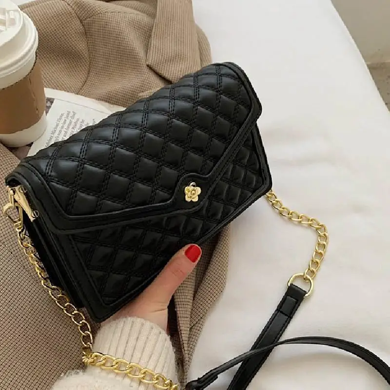 High Quality Chain Purses and Handbag Women Fashion Casual Party Shoulder Bag Lady Retro Travel Waist Bag Girl Vintage Chest Bag 
High Quality Chain Purses and Handbag Women Fashion Casual Party Shoulder Bag Lady Retro Travel Waist Bag Girl Vintage Chest Bag