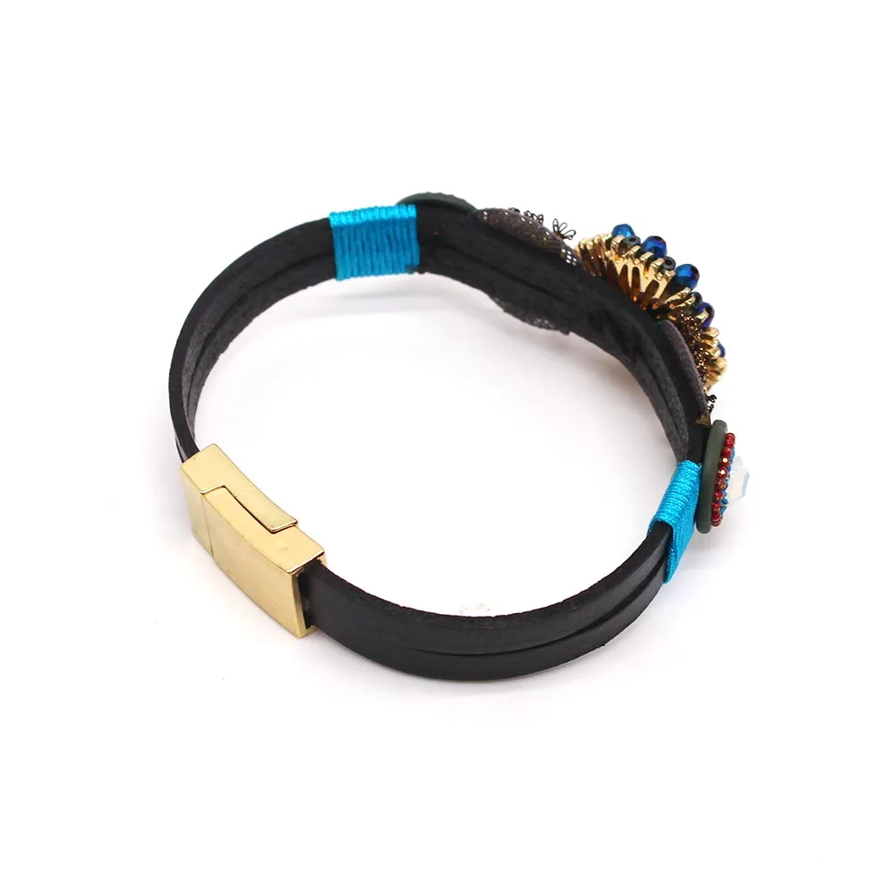 TOTABC Fashion Charm Crystal Leather Bracelets for Women Ladies Bohemian Magnet Wide Femme Wrap Bracelet Jewelry
TOTABC Fashion Charm Crystal Leather Bracelets for Women Ladies Bohemian Magnet Wide Femme Wrap Bracelet Jewelry