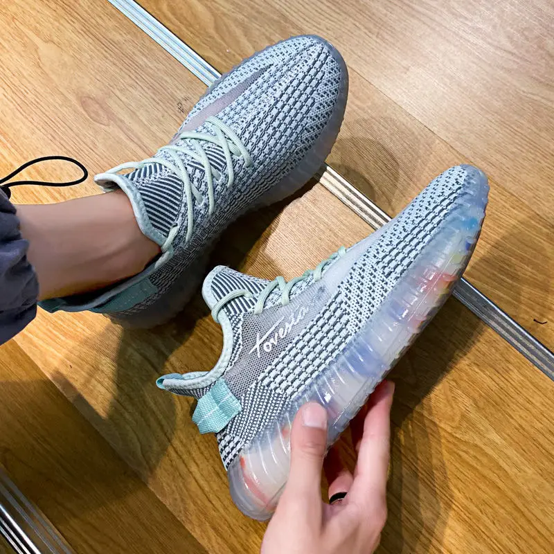 2021 summer New Men's Lightweight Breathable Running Shoes Outdoor Sneakers Mesh cloth Casual Shoes coconu Shoes 350 V2
2021 summer New Men's Lightweight Breathable Running Shoes Outdoor Sneakers Mesh cloth Casual Shoes coconu Shoes 350 V2
