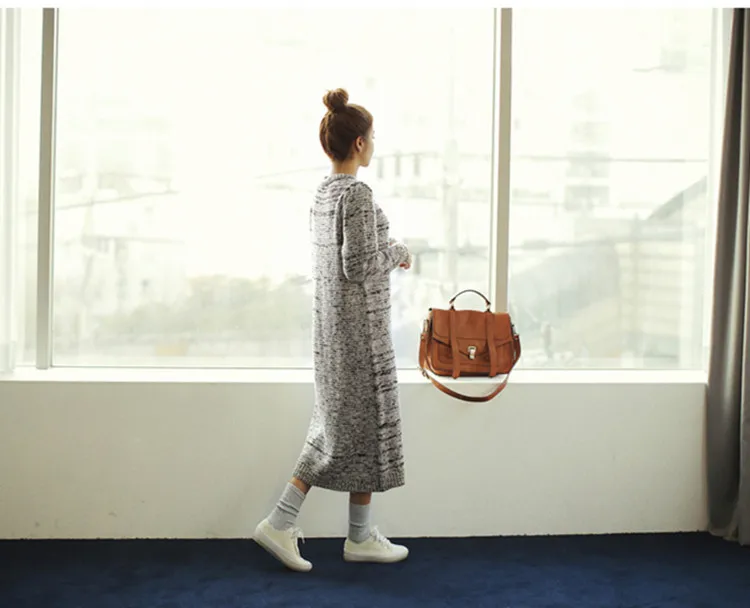 2020 new autumn and winter fashion trend mixed color knitted super long sweater women long skirt
2020 new autumn and winter fashion trend mixed color knitted super long sweater women long skirt