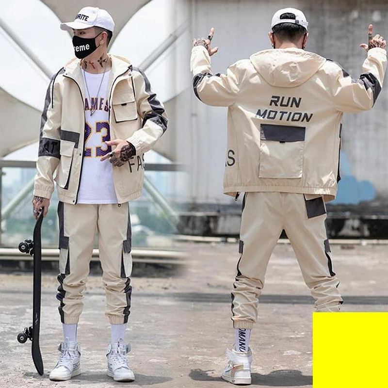 Hip-hop Suit Male 2021 New Set Track Suits Sweatsuit Man Tracksuit Mens Sets Pant Zipper Pockets Outwear 2PC Jacket + Pants Sets
Hip-hop Suit Male 2021 New Set Track Suits Sweatsuit Man Tracksuit Mens Sets Pant Zipper Pockets Outwear 2PC Jacket + Pants Sets