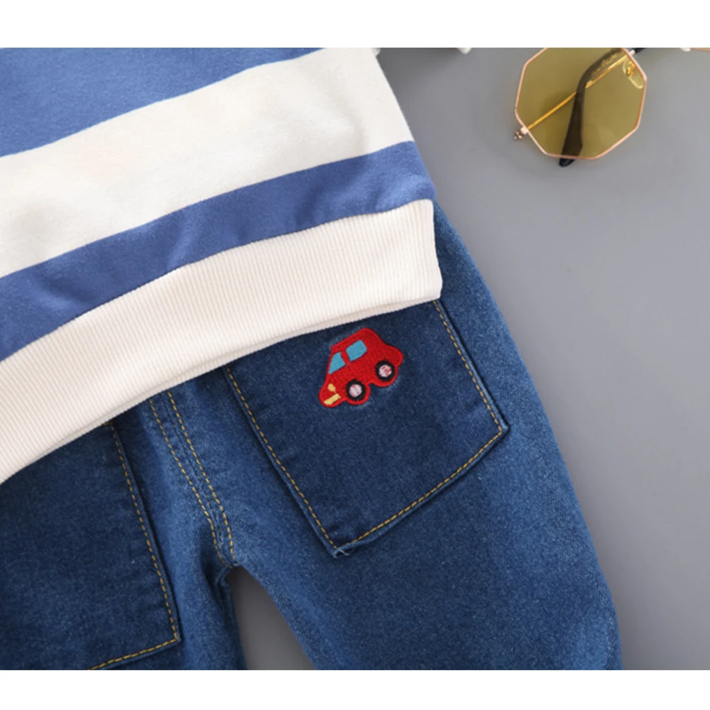 Kids clothing Spring Boy/girl suit cartoon sweater 2-piece 3-8-year-old children's long sleeve suit middle child suit
Kids clothing Spring Boy/girl suit cartoon sweater 2-piece 3-8-year-old children's long sleeve suit middle child suit