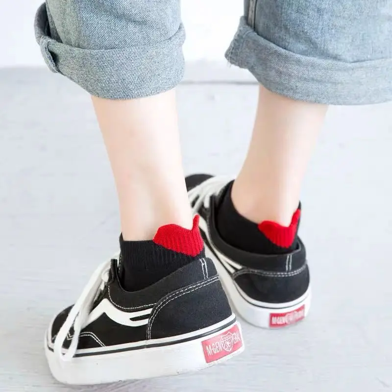 New Fashion Women Short Socks Red Heart Cute College Fresh Female Socks Soft Cotton Summer Autumn Hot Sale Girls Sock Meias Sox
New Fashion Women Short Socks Red Heart Cute College Fresh Female Socks Soft Cotton Summer Autumn Hot Sale Girls Sock Meias Sox
