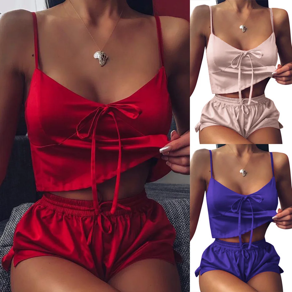 Women's Summer Pajama Shorts Set Sleeveless Solid Tank Tops Elastic Waist Shorts Loose Casual Home Wear Plus Size
Women's Summer Pajama Shorts Set Sleeveless Solid Tank Tops Elastic Waist Shorts Loose Casual Home Wear Plus Size