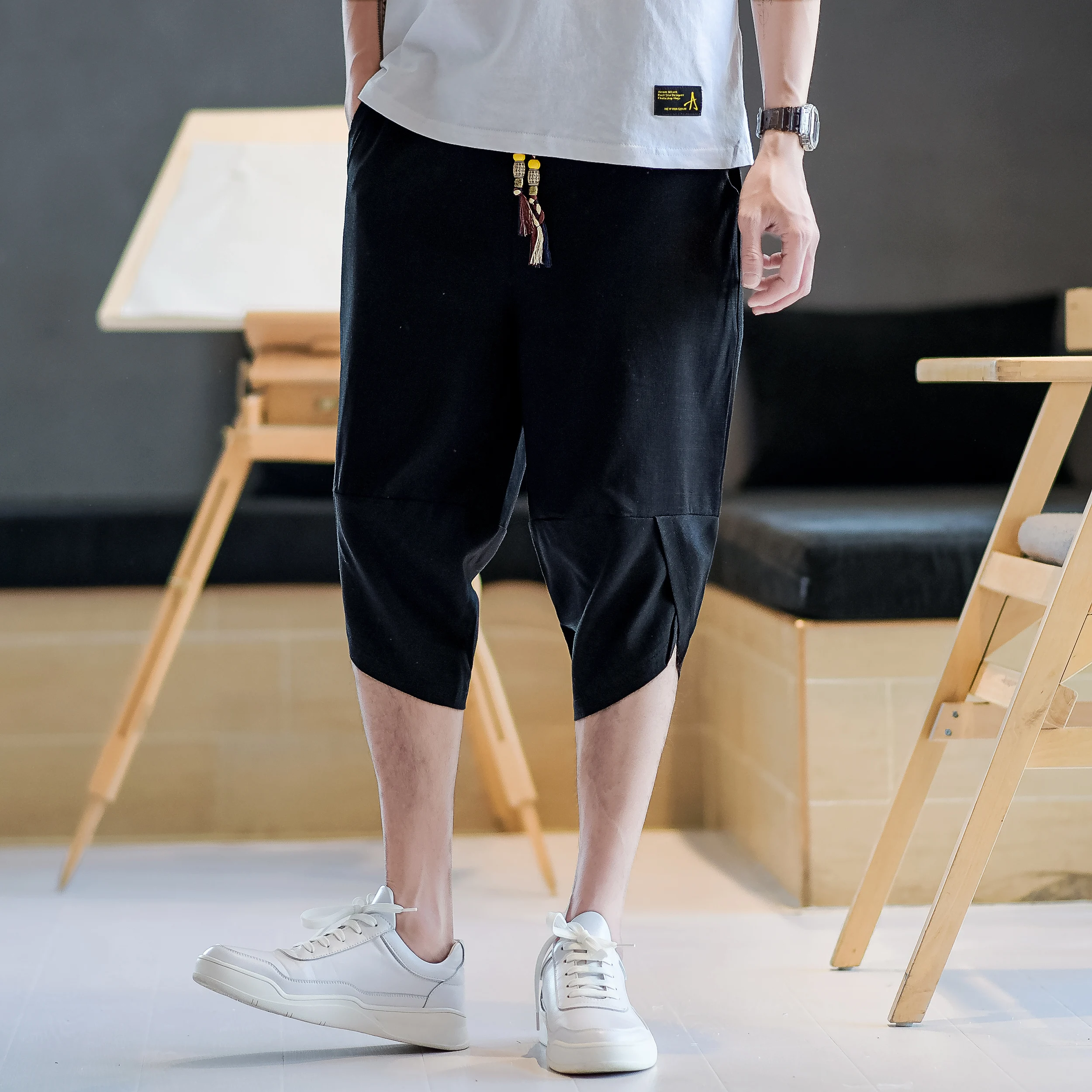 Male Harem Pants Men Calf Length Cotton Linen 2020 New Hip Hop Streetwear Bermuda Masculina Male Pants Trousers Dropshipping
Male Harem Pants Men Calf Length Cotton Linen 2020 New Hip Hop Streetwear Bermuda Masculina Male Pants Trousers Dropshipping