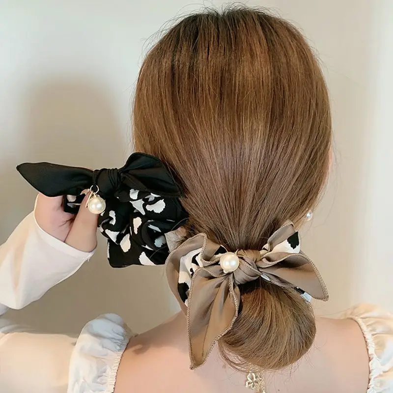 Bowknot Ribbon Scrunchies French Style Fashion Streamer Ponytail Holder All-match Rubber Band Headdress Women Hair Accesories
Bowknot Ribbon Scrunchies French Style Fashion Streamer Ponytail Holder All-match Rubber Band Headdress Women Hair Accesories