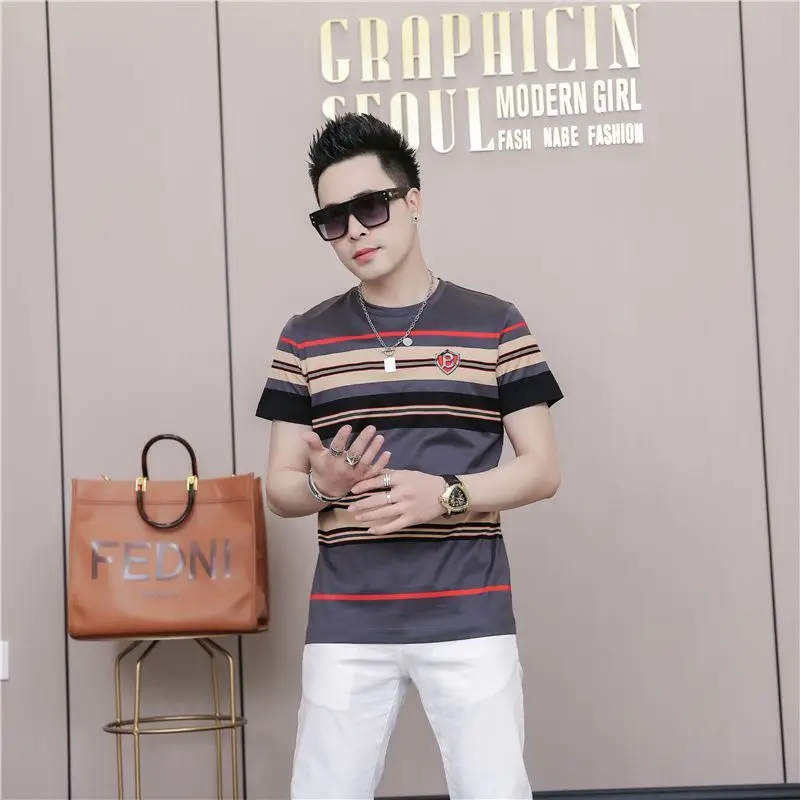 Fashion 2021 fashion summer new casual personality striped crew neck slim short sleeve T-shirt men
Fashion 2021 fashion summer new casual personality striped crew neck slim short sleeve T-shirt men