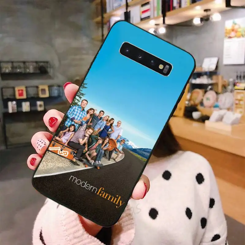 modern family TV movie fashion Phone Case For Samsung galaxy S 7 8 9 10 20 edge A 6 10 20 30 50 51 70 note 10 plus
modern family TV movie fashion Phone Case For Samsung galaxy S 7 8 9 10 20 edge A 6 10 20 30 50 51 70 note 10 plus