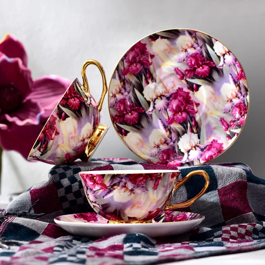 Luxury Europe Ceramic Cup Saucer Set Afternoon Flower Tea Cup Pastoral style Porcelain Coffee Cup With Spoon Cafe Drinkware
Luxury Europe Ceramic Cup Saucer Set Afternoon Flower Tea Cup Pastoral style Porcelain Coffee Cup With Spoon Cafe Drinkware