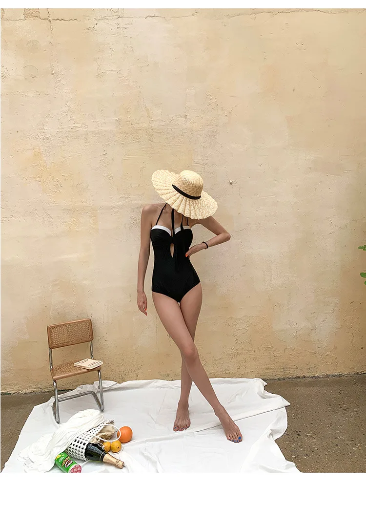 Sexy One Piece Swimsuit Push Up Bandage Swimwear Women Solid Splicing Monokini Cut Out Swimsuit Bodysuit Beach Bathing Suit 2021
Sexy One Piece Swimsuit Push Up Bandage Swimwear Women Solid Splicing Monokini Cut Out Swimsuit Bodysuit Beach Bathing Suit 2021
