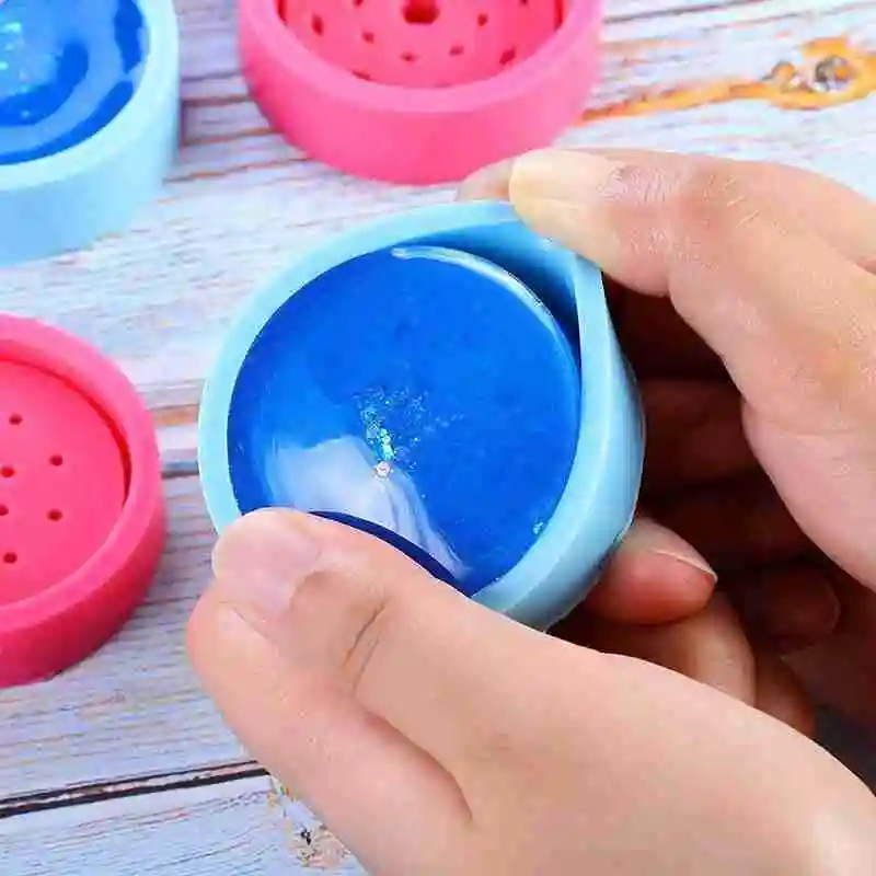 Resin Mold Tobacco Grinder Leaf Herbal Herb Smoke Spice Silicone Mould Crusher K3S7
Resin Mold Tobacco Grinder Leaf Herbal Herb Smoke Spice Silicone Mould Crusher K3S7