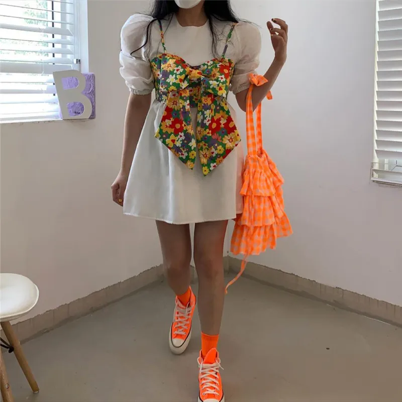 Korea Sweet and Salty White Puff Sleeve Shirt Dress Bowknot Sling Wrapped Chest
Korea Sweet and Salty White Puff Sleeve Shirt Dress Bowknot Sling Wrapped Chest
