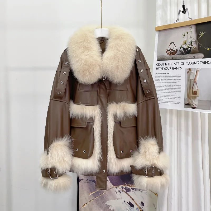Real Fur Jacket with Natural Fox Fur Womens Winter Coats 2021 New Genuine Leather Sheep Fur Coat Women Streetwear Women
Real Fur Jacket with Natural Fox Fur Womens Winter Coats 2021 New Genuine Leather Sheep Fur Coat Women Streetwear Women