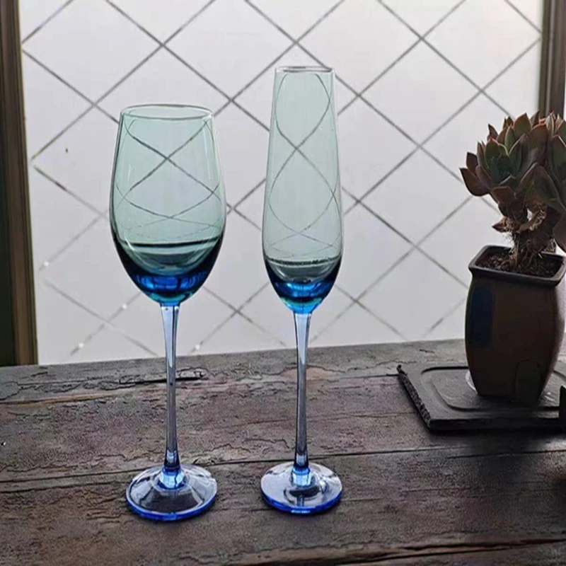 2PCS/LOT Glass Bar Pure Artificial Color Glass Goblet Wine Glass Champagne Glasses
2PCS/LOT Glass Bar Pure Artificial Color Glass Goblet Wine Glass Champagne Glasses