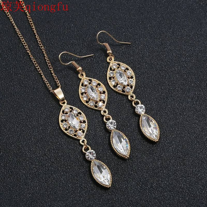 Qiongfu jewelry for women 2021 Rose gold long blue red purple crystal necklace jewelry set bridal necklace earrings set Cute
Qiongfu jewelry for women 2021 Rose gold long blue red purple crystal necklace jewelry set bridal necklace earrings set Cute