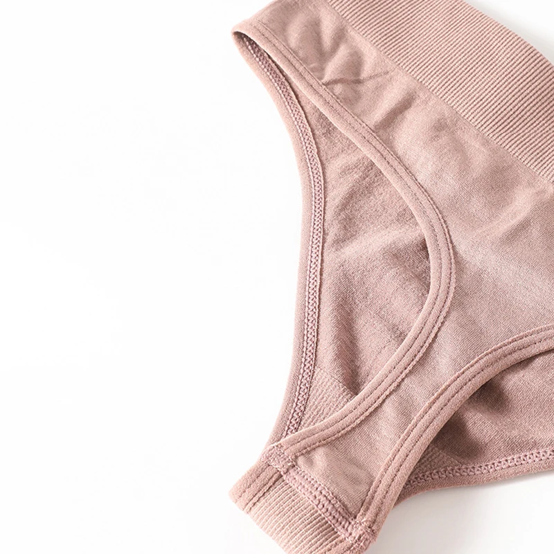 Sexy Thongs Panties Women G-String Lingerie Female Underpants Shapewear Intimates Seamless Underwear Pantys Brief M-XL Design
Sexy Thongs Panties Women G-String Lingerie Female Underpants Shapewear Intimates Seamless Underwear Pantys Brief M-XL Design