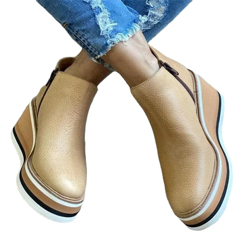 Женские кроссовки на танкетке, Вулканизированная подошва, высокие ботинки, повседневная обувь с крупным швом, полусапожки, на осень
Женские кроссовки на танкетке, Вулканизированная подошва, высокие ботинки, повседневная обувь с крупным швом, полусапожки, на осень