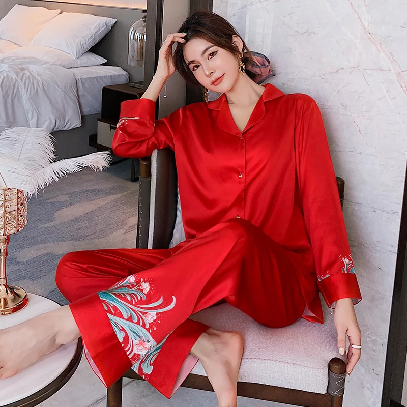 Pajamas spring and summer long sleeve trousers women's wedding silk ice and snow silk home suit two piece set summer
Pajamas spring and summer long sleeve trousers women's wedding silk ice and snow silk home suit two piece set summer