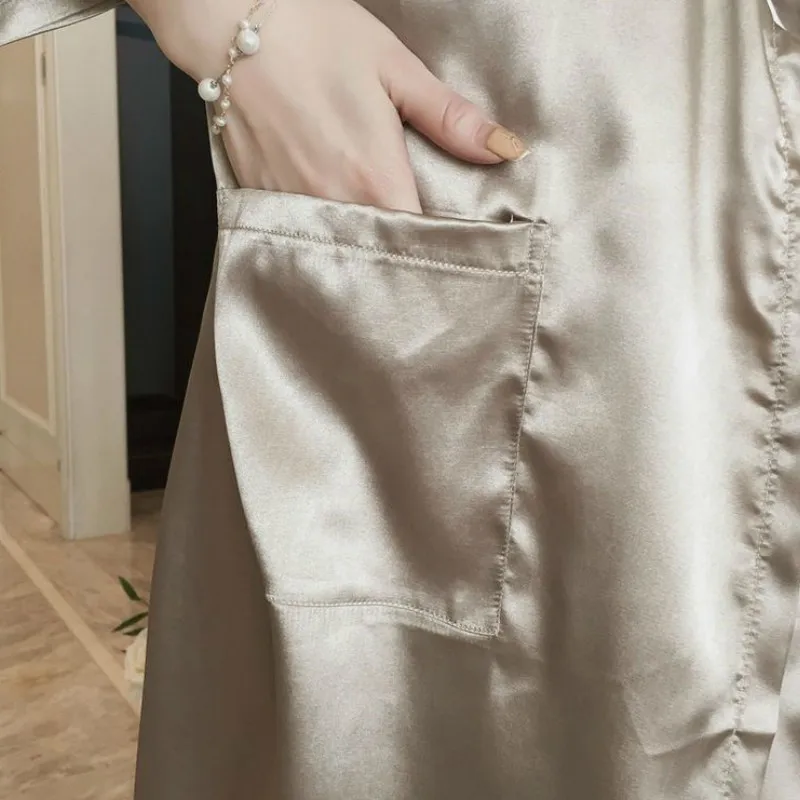 Robes Women Lacing Letter Printed Summer Sleepwear Womens V-neck Fashion Elegant Lounge Ladies Fashion Sexy Ins Chic Leisure New 
Robes Women Lacing Letter Printed Summer Sleepwear Womens V-neck Fashion Elegant Lounge Ladies Fashion Sexy Ins Chic Leisure New